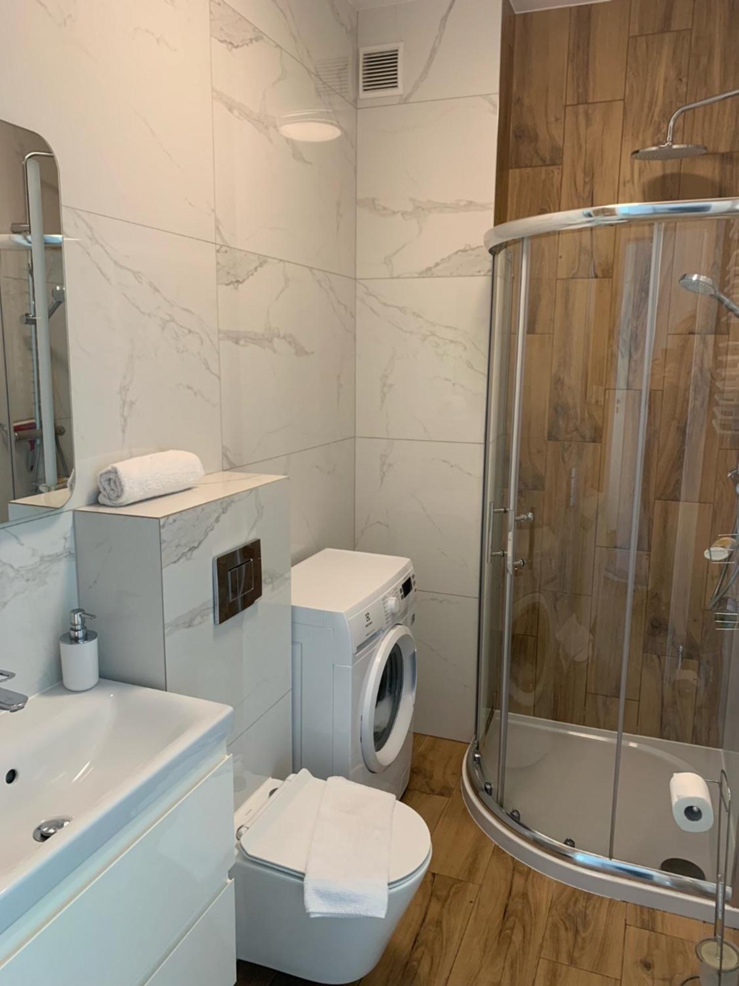 Apartamenty Garbary 32 Z Klimatyzacja - Air-Conditioning Poznań Kültér fotó